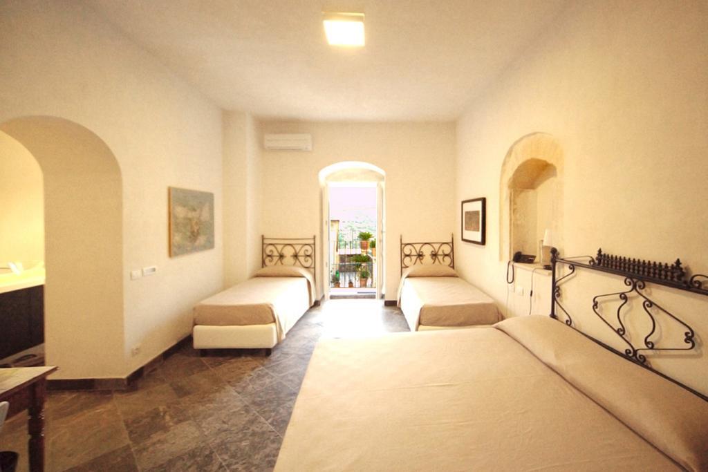 Hotel Dell'Orologio Ragusa Pokoj fotografie